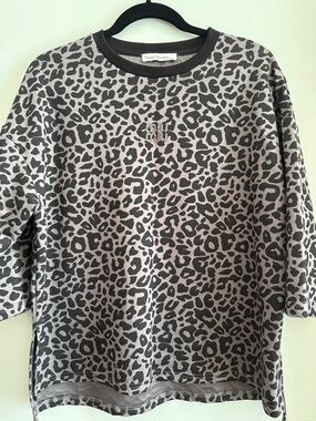 Women's Gray Leopard Print Quater Sleeve Tee